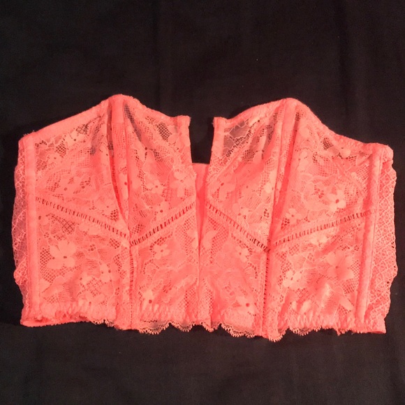 VS Strapless Bra - Picture 1 of 6